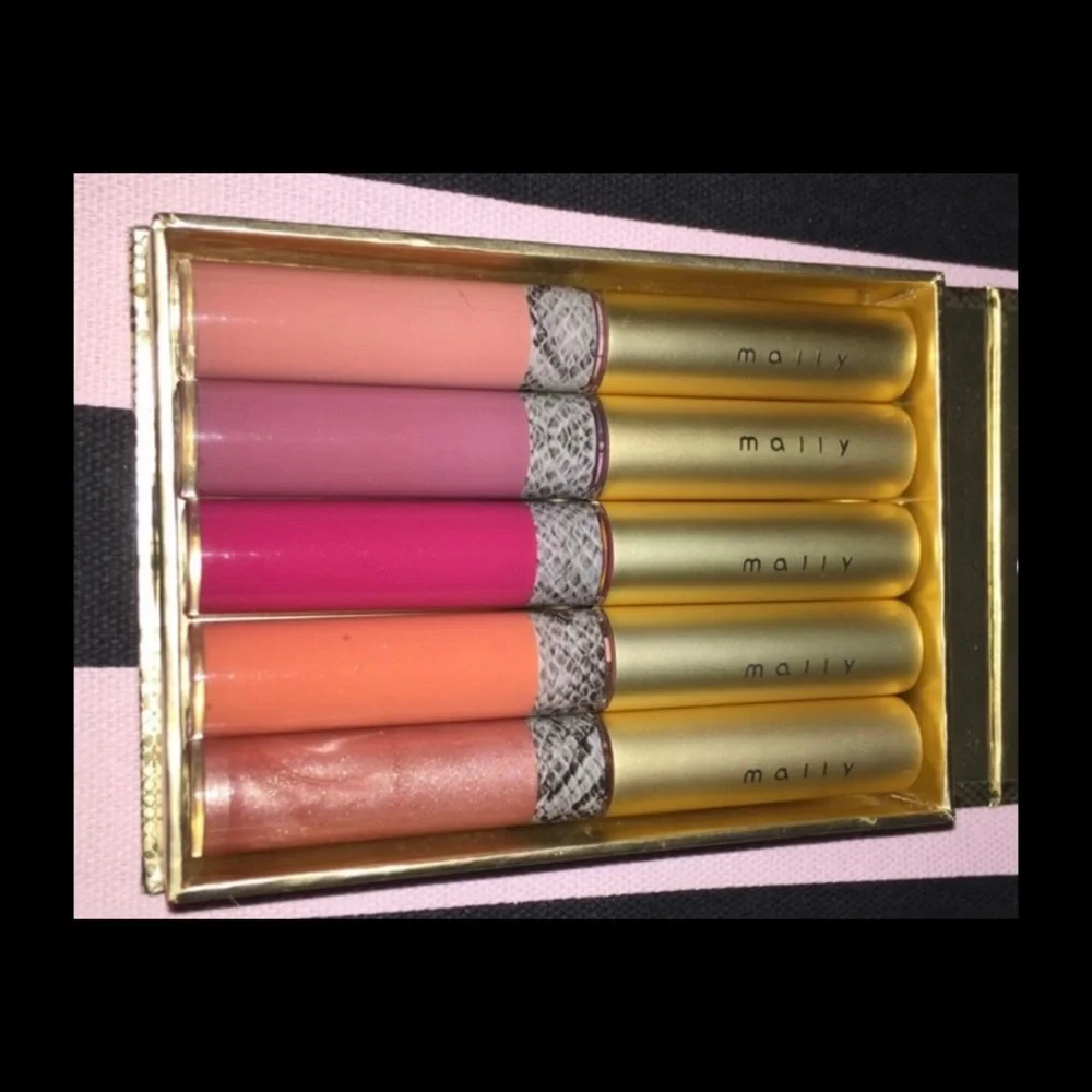5-1 New Mally Beauty 5 piece mini lipgloss set!